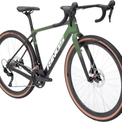 Test Sandman 4 de Rinos : le gravel bike en carbone qui promet plus qu'il n'offre