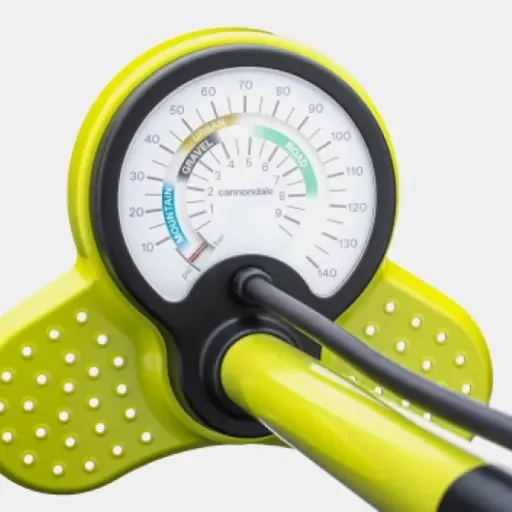 Test Cannondale Essential Pompe : la pompe qui fait le boulot sans chichis
